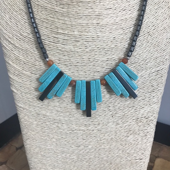 Necklace. Statement accent piece, exotic stone - Picture 3 of 4